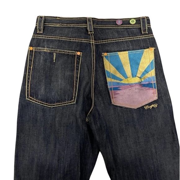 Coogi Vintage Eagle front- logo back pocket with decorative buttons 32X34 jeans - Picture 3 of 16